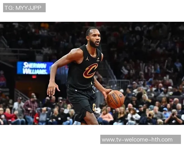 小莫布里半场表现出色7投3中贡献11分3篮板2助攻2盖帽