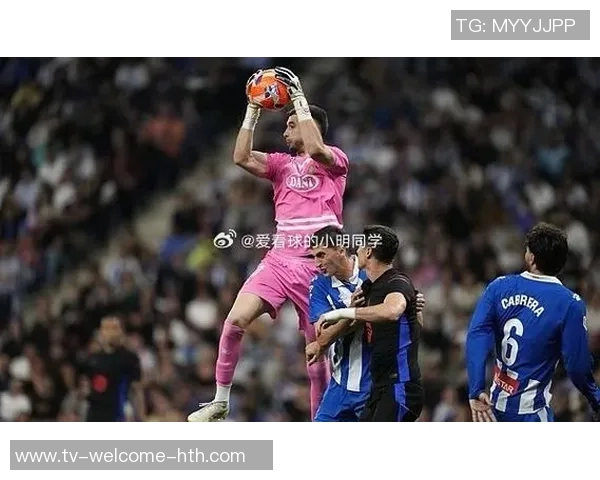 西班牙人球迷对霍安加西亚进行辱骂足协考虑是否展开调查