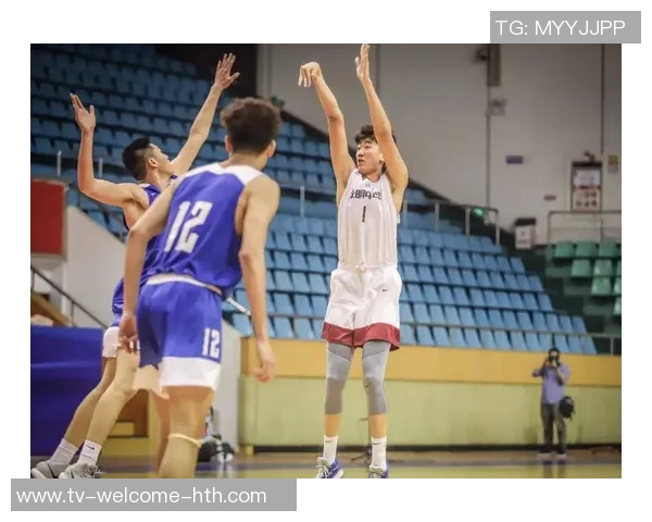 周琦回忆东莞快乐时光感慨宏远队的11冠荣耀与团队精神