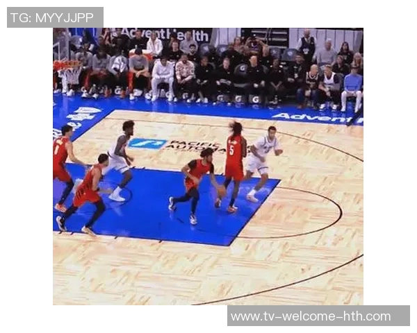 开拓者遭遇魔术绝杀解说直言球队缺乏战术应考虑更换教练 开拓者遭遇魔术绝杀解说直言球队缺乏战术应考虑更换教练