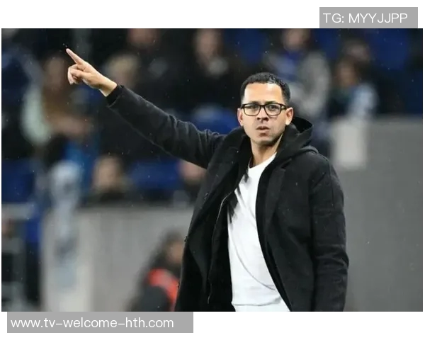 卡拉格批评罗塞尼尔卡里克任命称顶级球队告别大牌教练时代