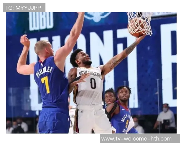 杨瀚森在场上展现更强对抗性与进攻存在感提升的全新表现